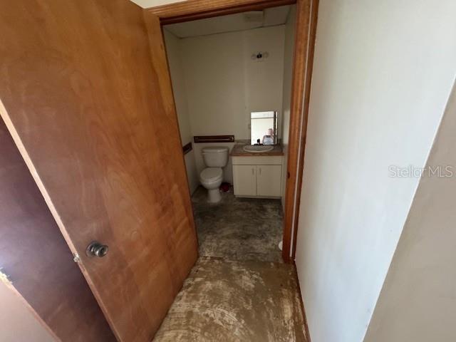 Listing photo id 11 for 5340 Gulf Drive 203