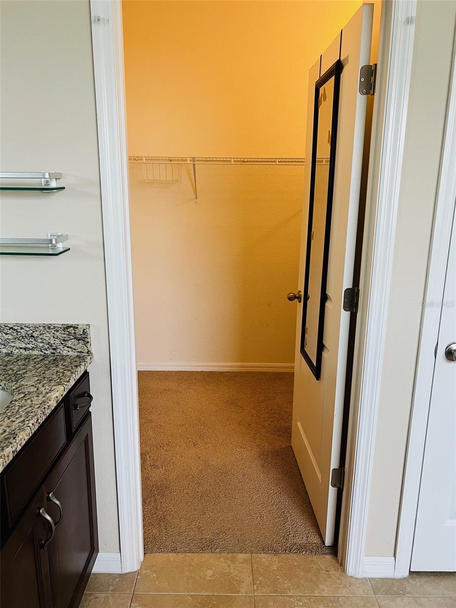Image 4 of 23 For 32054 Goddard Drive
