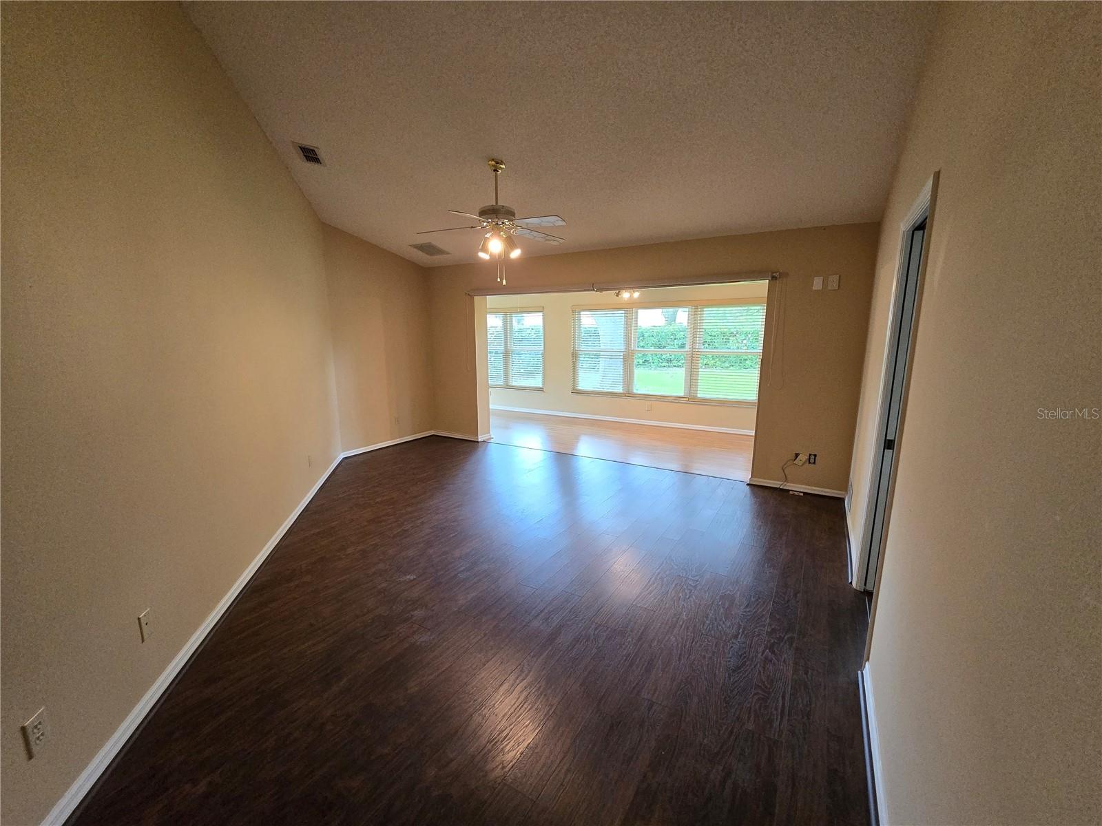 Image 18 of 41 For 9214 Golf View Drive