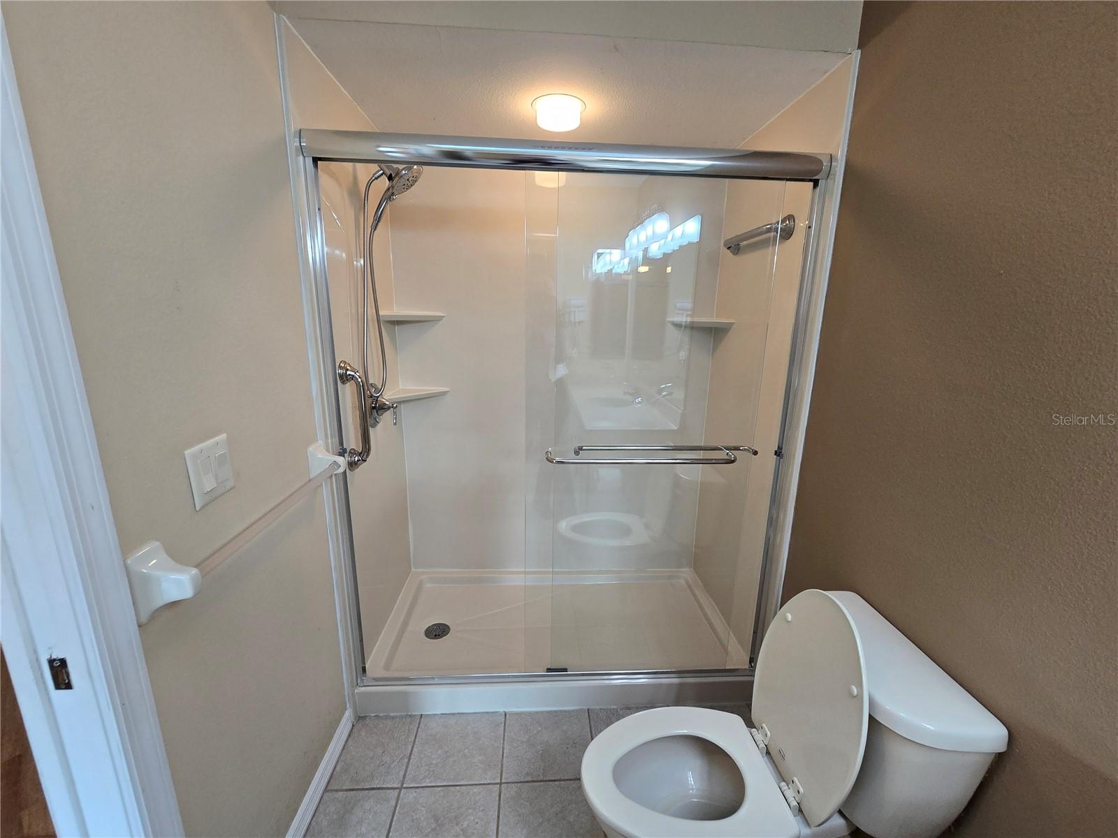 Image 31 of 41 For 9214 Golf View Drive