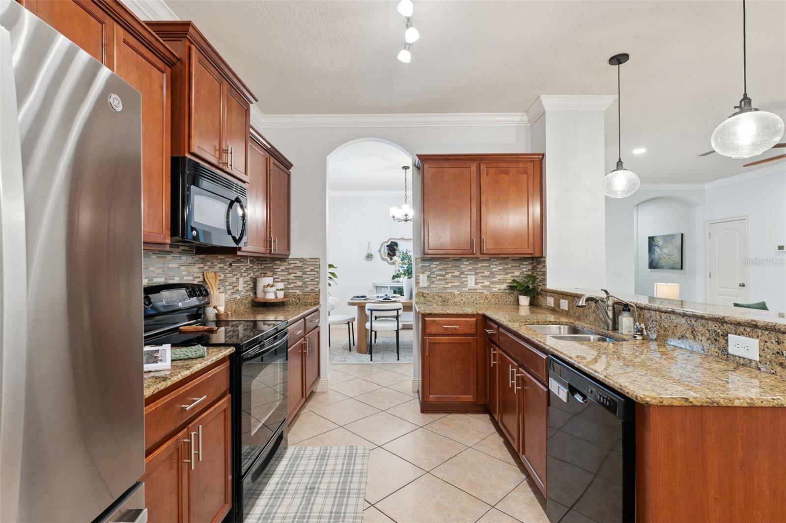 Image 10 of 19 For 3720 Grecko Drive
