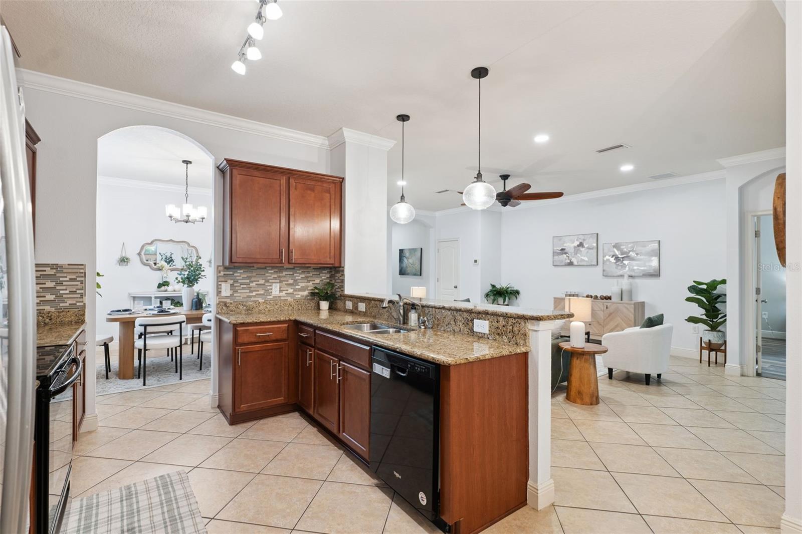 Image 11 of 19 For 3720 Grecko Drive