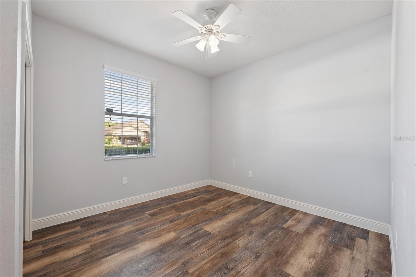 Image 15 of 19 For 3720 Grecko Drive
