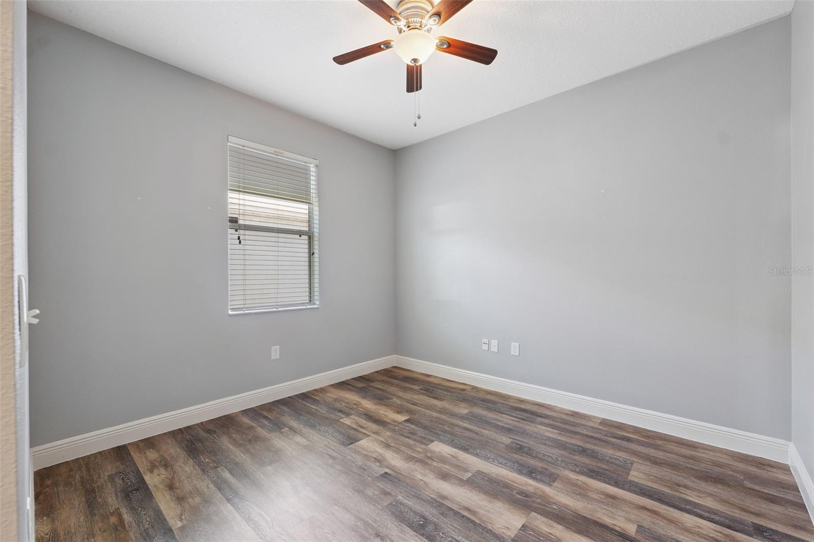 Image 17 of 19 For 3720 Grecko Drive