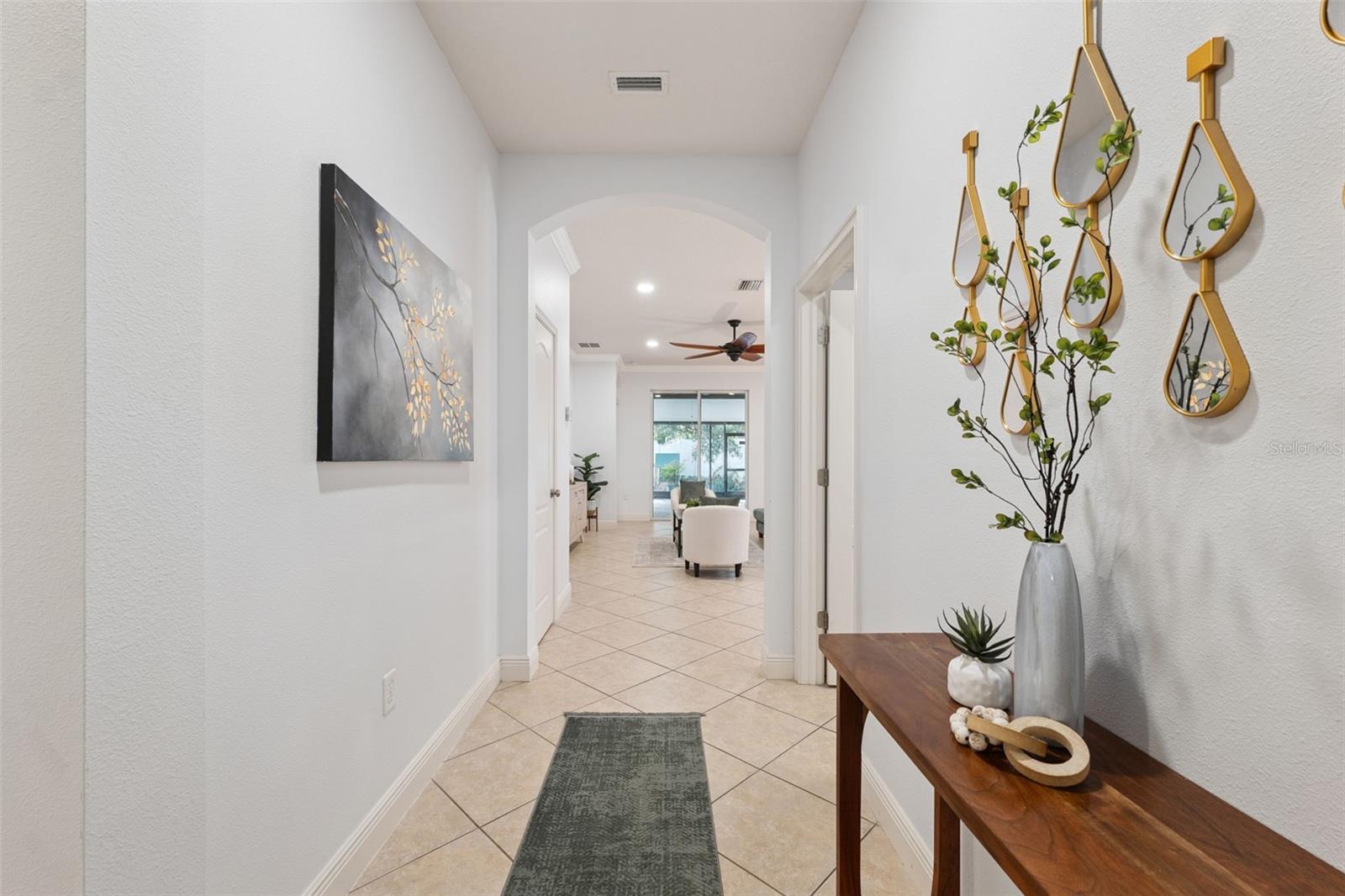 Image 3 of 19 For 3720 Grecko Drive
