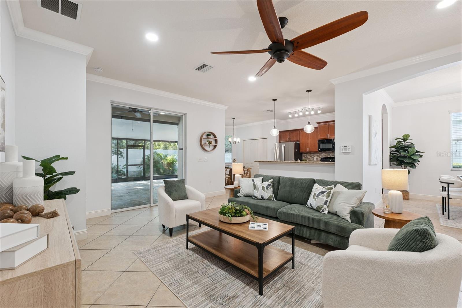 Image 6 of 19 For 3720 Grecko Drive