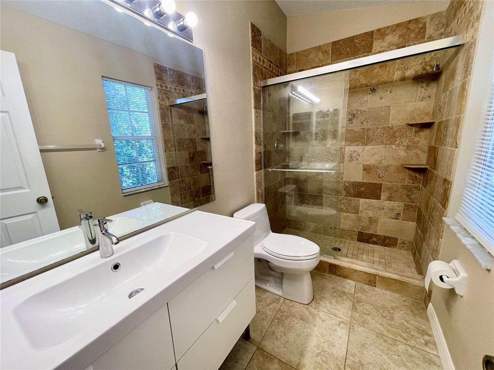 Image 23 of 50 For 3567 Country Pointe Place