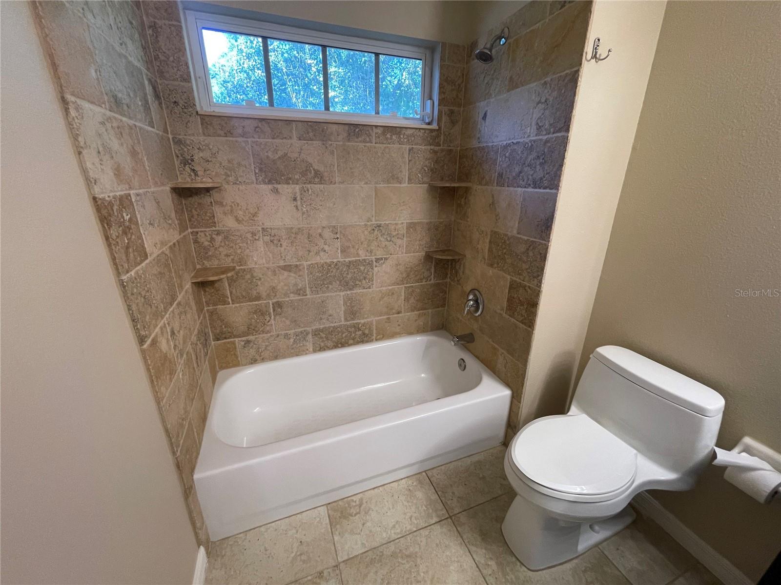 Image 31 of 50 For 3567 Country Pointe Place