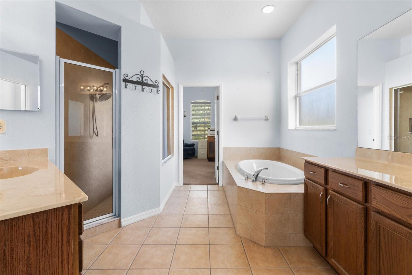 Image 33 of 48 For 11004 Carnes Street