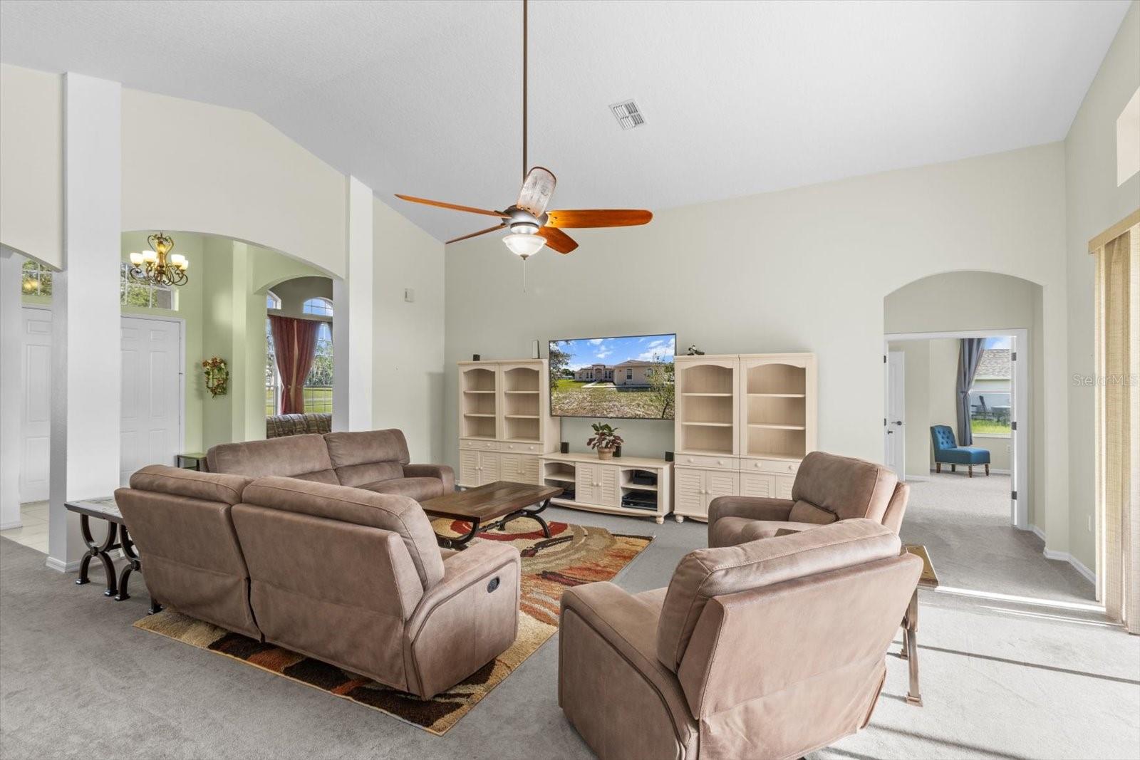 Image 9 of 48 For 11004 Carnes Street