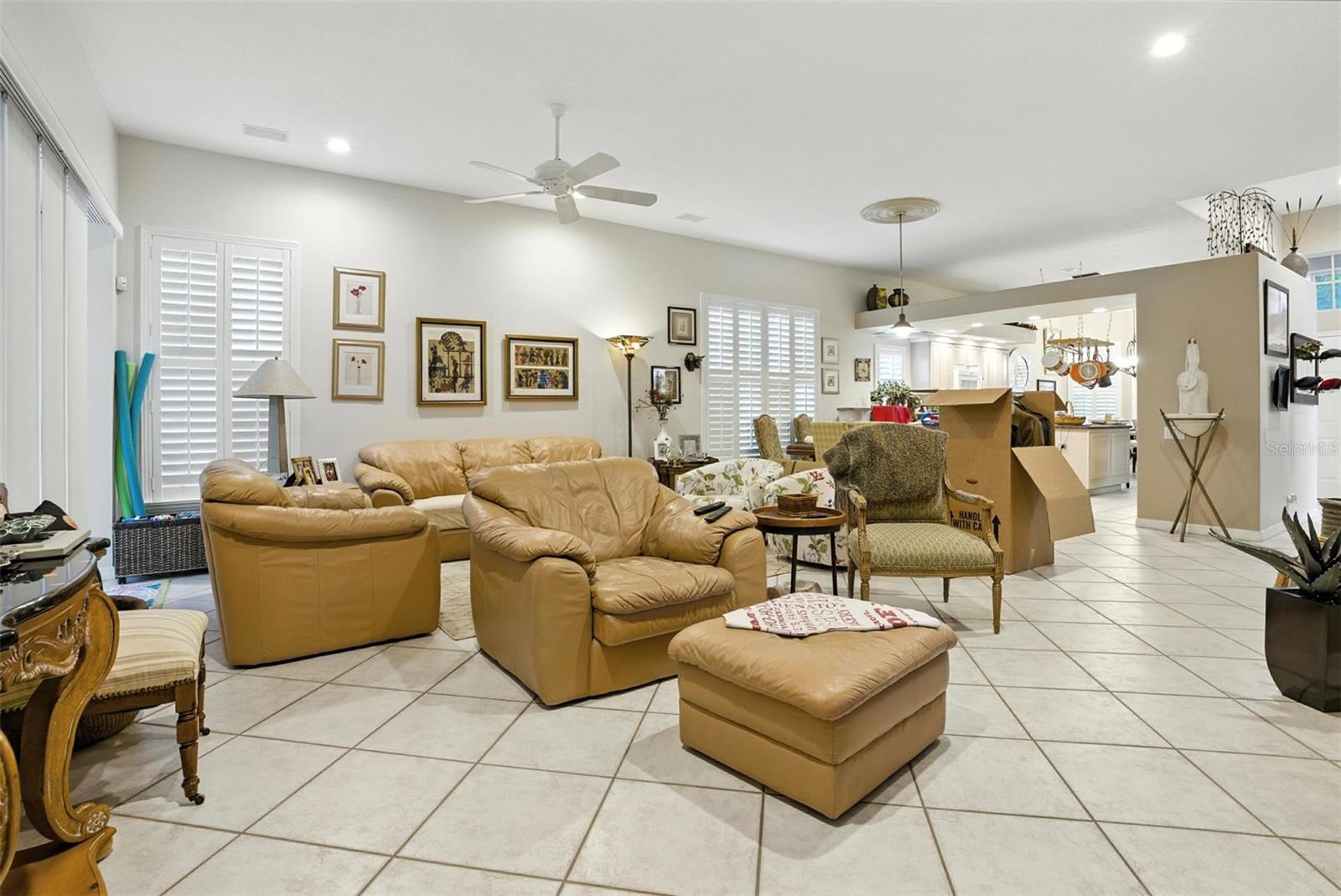 Image 10 of 22 For 5811 White Oak Bayou Court