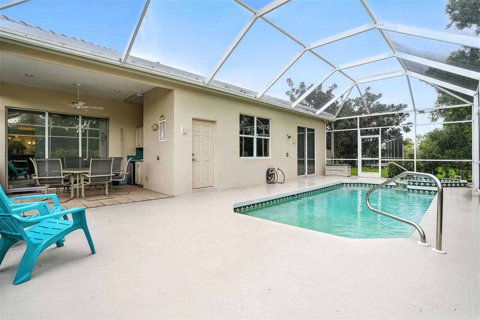 Image 19 of 22 For 5811 White Oak Bayou Court