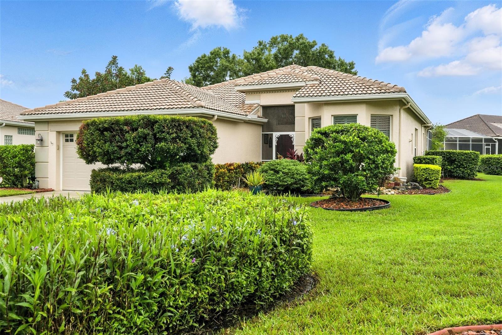 Image 5 of 22 For 5811 White Oak Bayou Court