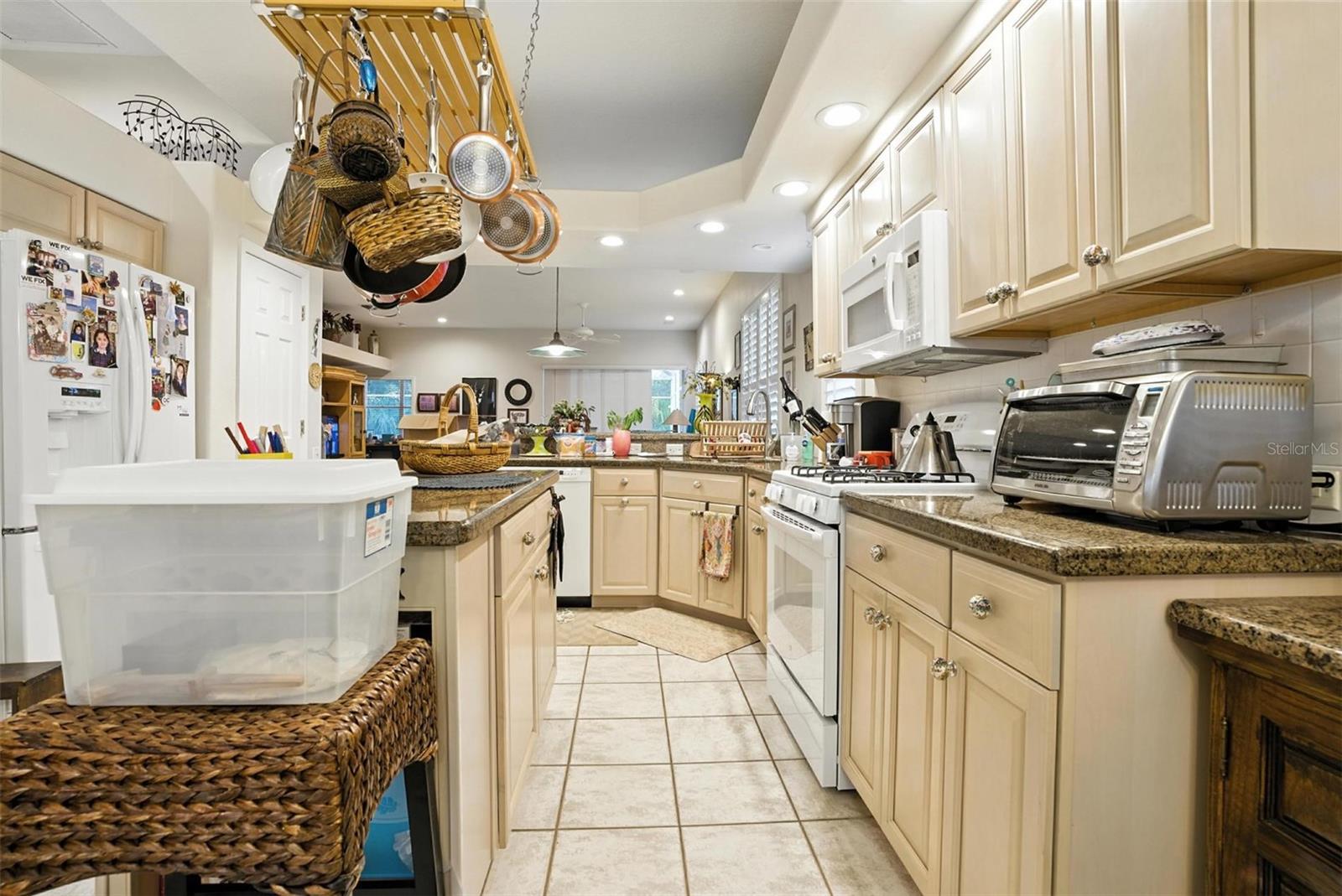 Image 7 of 22 For 5811 White Oak Bayou Court