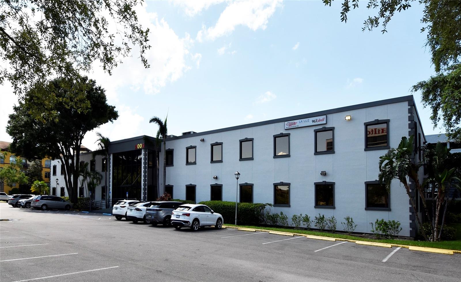 Image 2 of 14 For 2005 Pan Am Circle