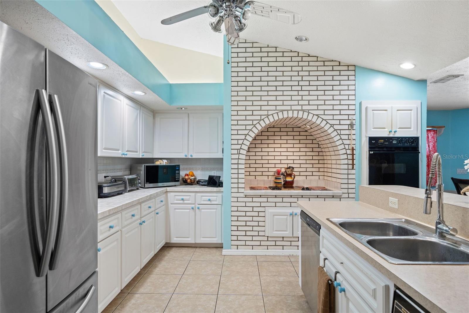 Image 23 of 40 For 7397 Royal Oak Drive