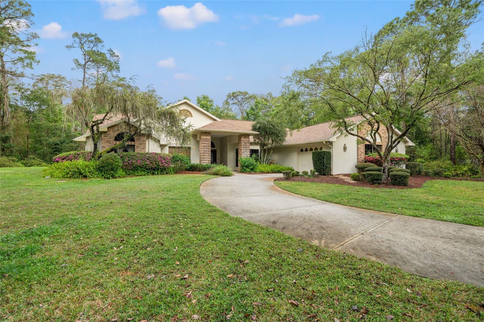 Image 3 of 40 For 7397 Royal Oak Drive