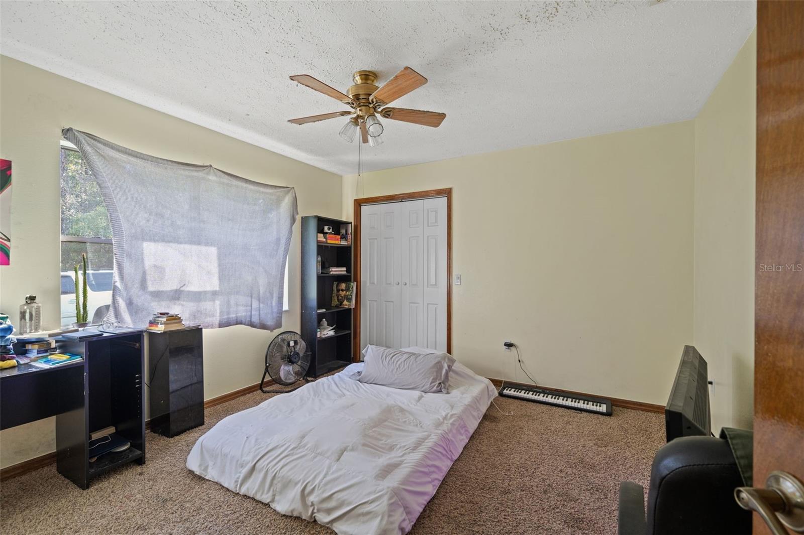 Image 31 of 40 For 7397 Royal Oak Drive