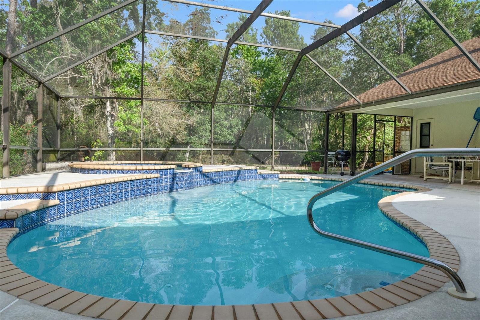 Image 36 of 40 For 7397 Royal Oak Drive