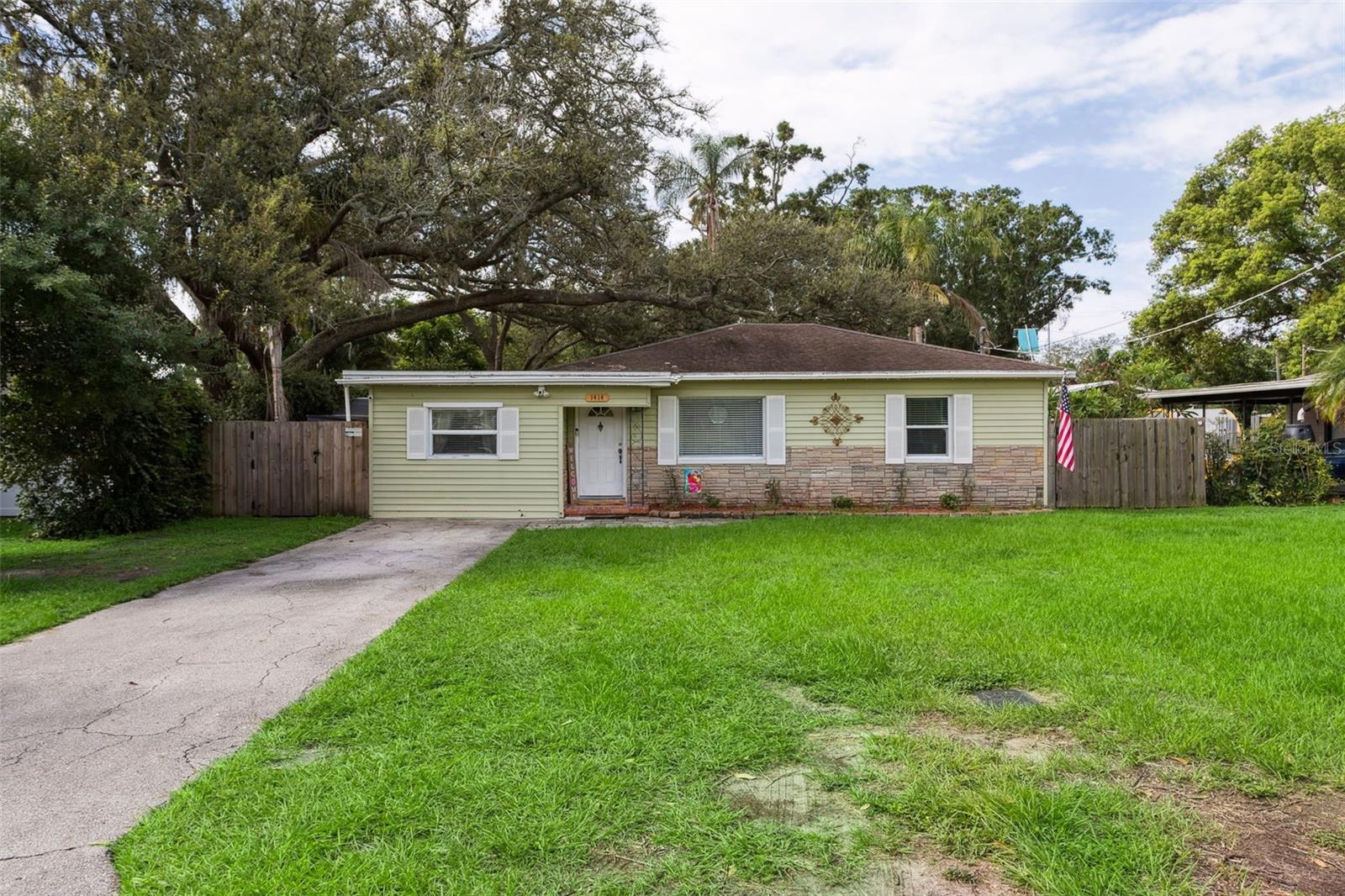 Details for 1414 Bogie Drive, TAMPA, FL 33612