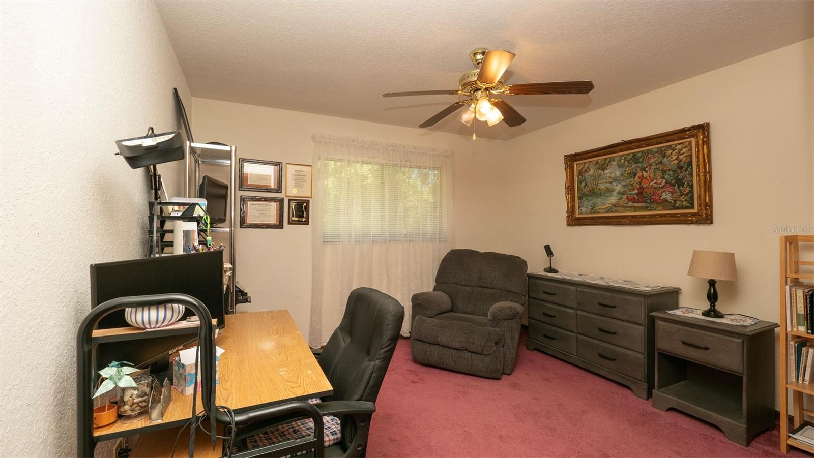 Image 28 of 51 For 7488 Birdland Crescent