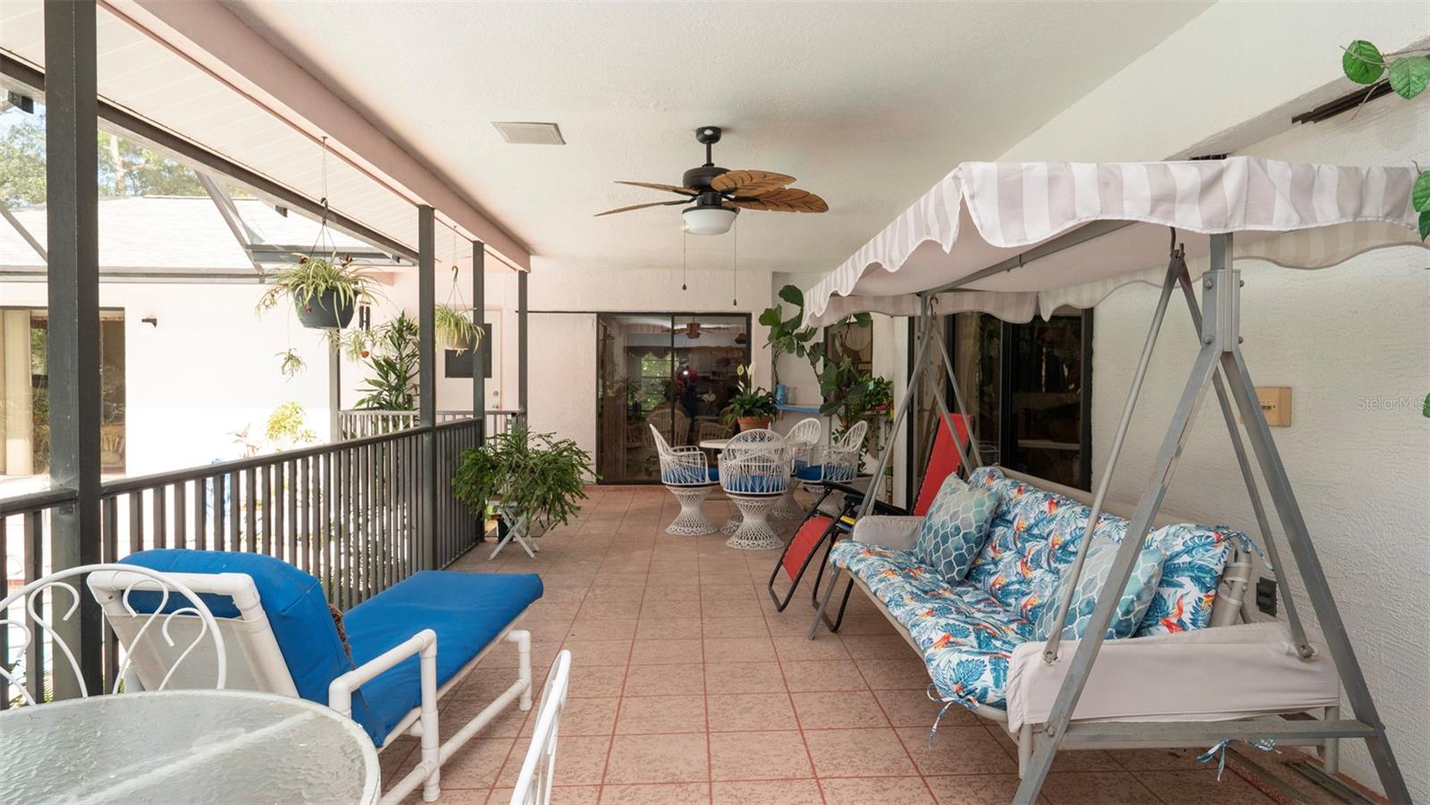 Image 35 of 51 For 7488 Birdland Crescent