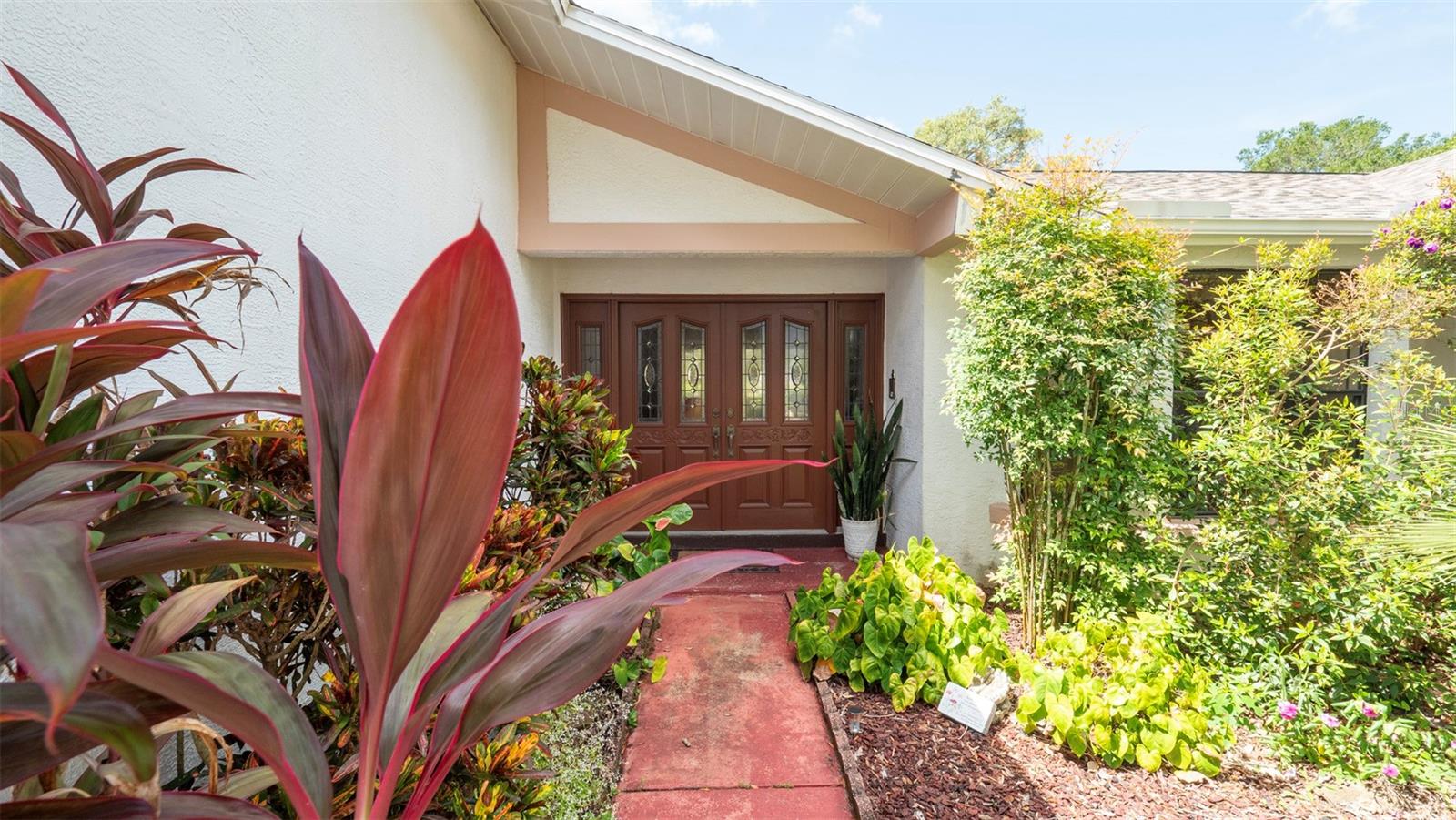 Image 47 of 51 For 7488 Birdland Crescent