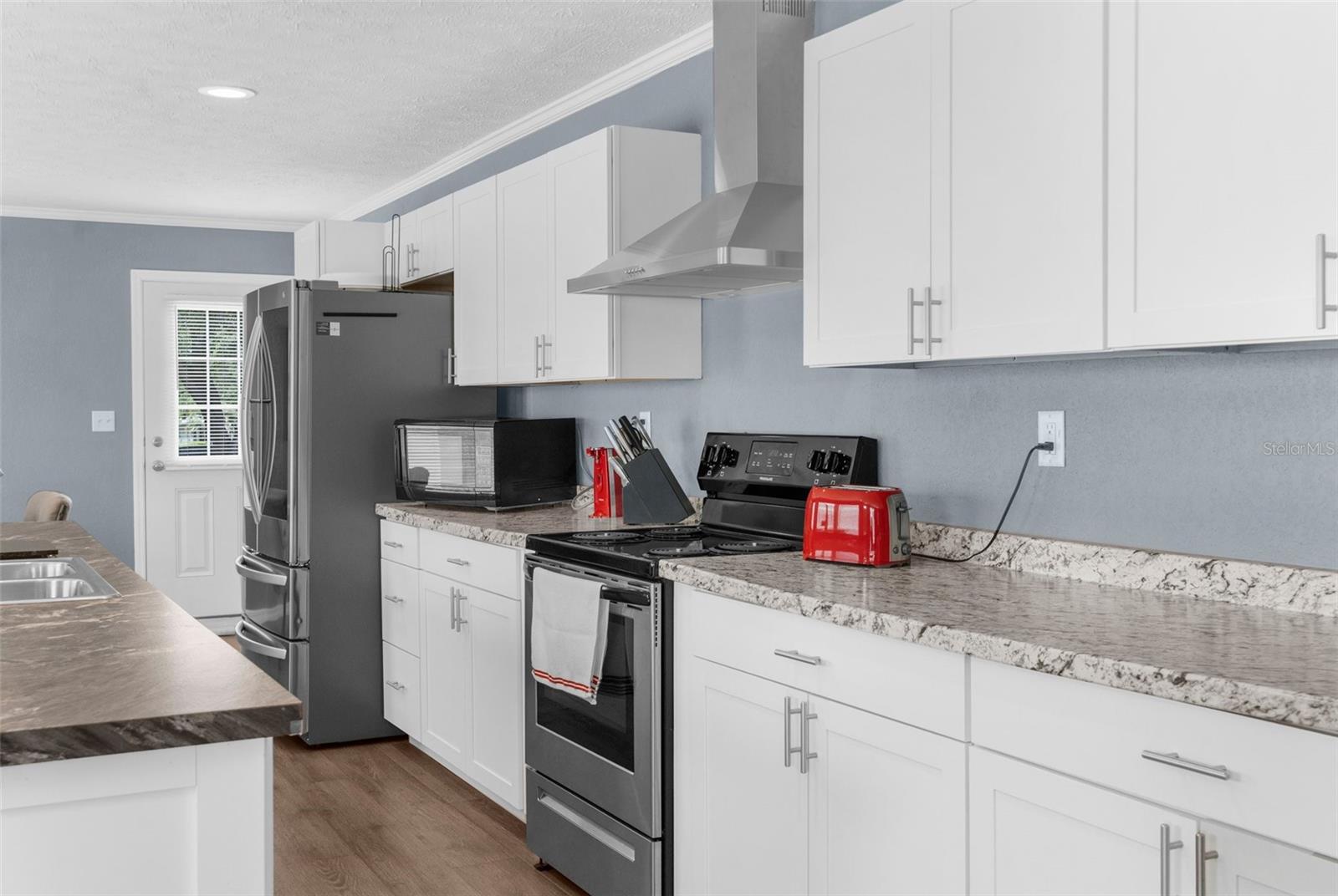 Image 14 of 59 For 15061 Brookridge Boulevard