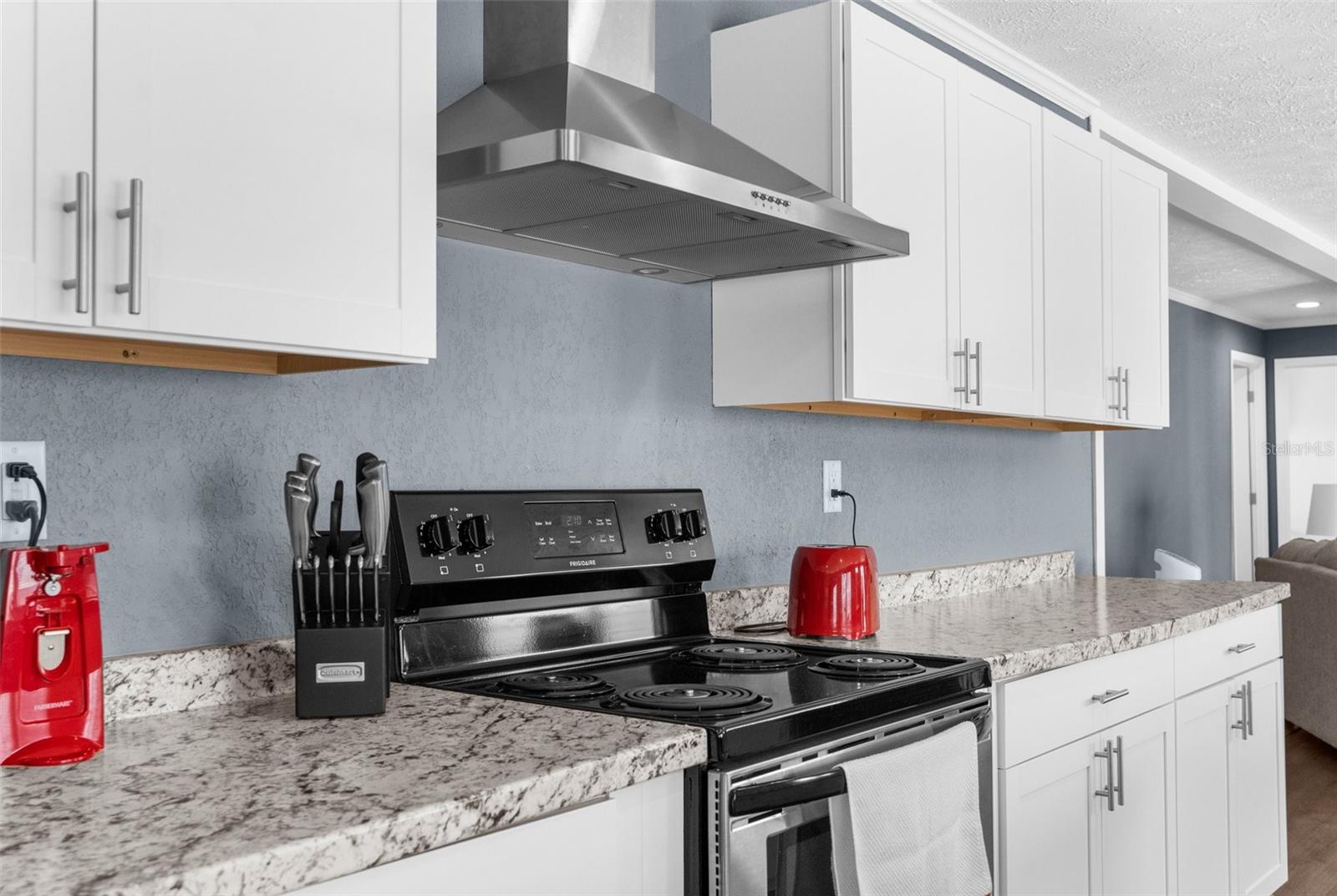 Image 23 of 59 For 15061 Brookridge Boulevard