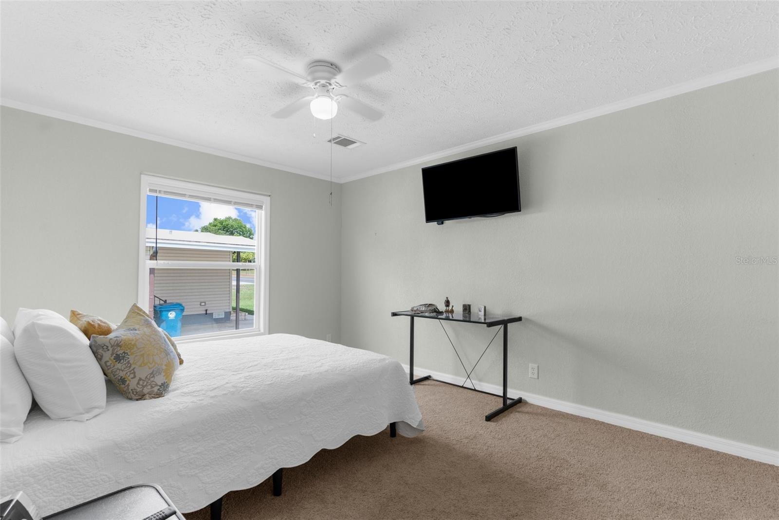 Image 40 of 59 For 15061 Brookridge Boulevard