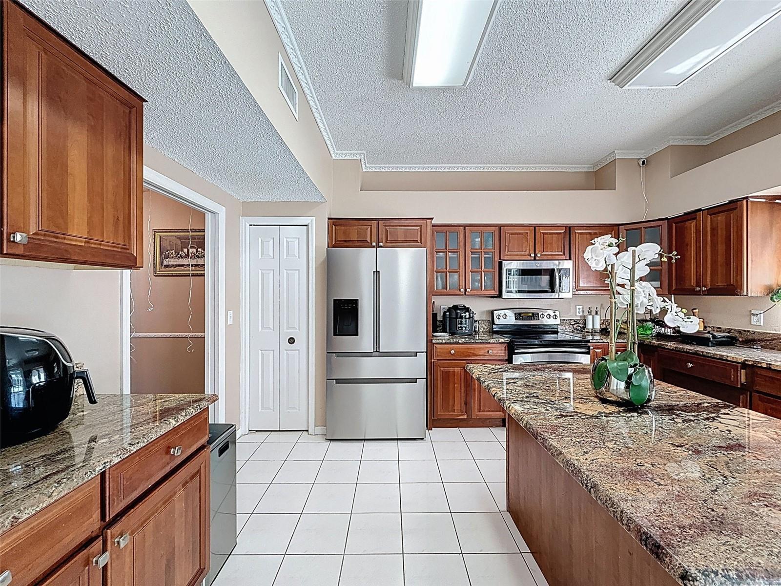 Image 18 of 81 For 13002 Saint Filagree Drive