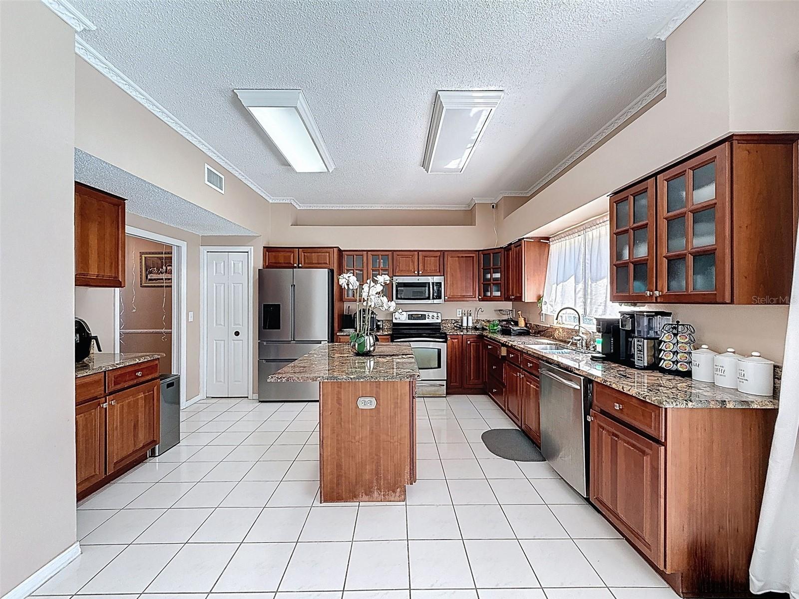 Image 21 of 81 For 13002 Saint Filagree Drive