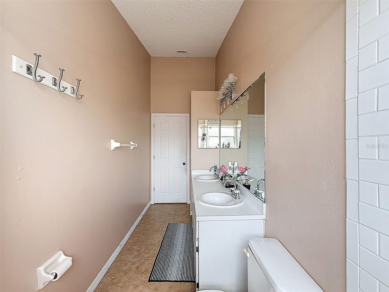 Image 60 of 81 For 13002 Saint Filagree Drive