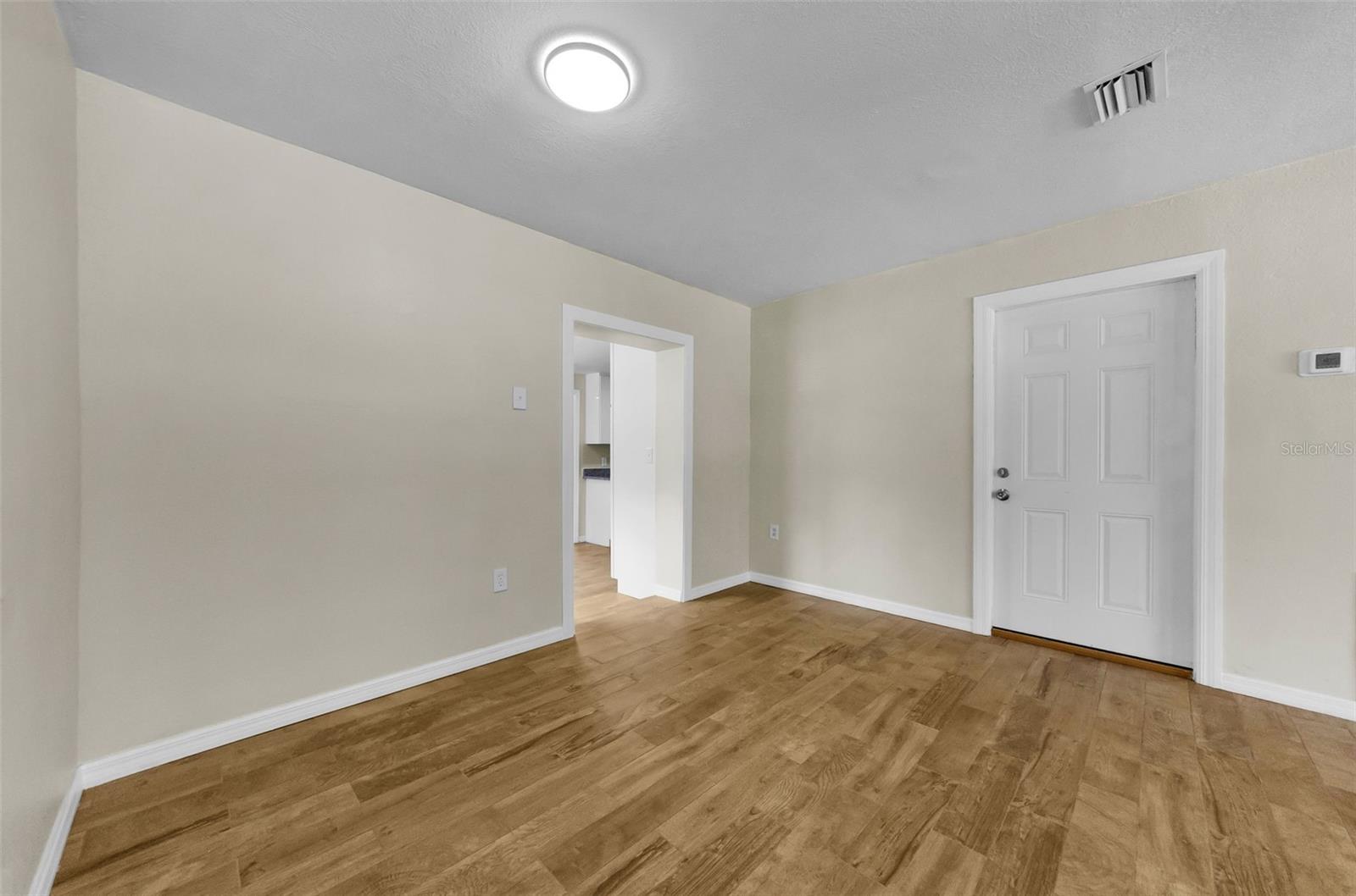 Image 16 of 44 For 5312 Dartmouth Road