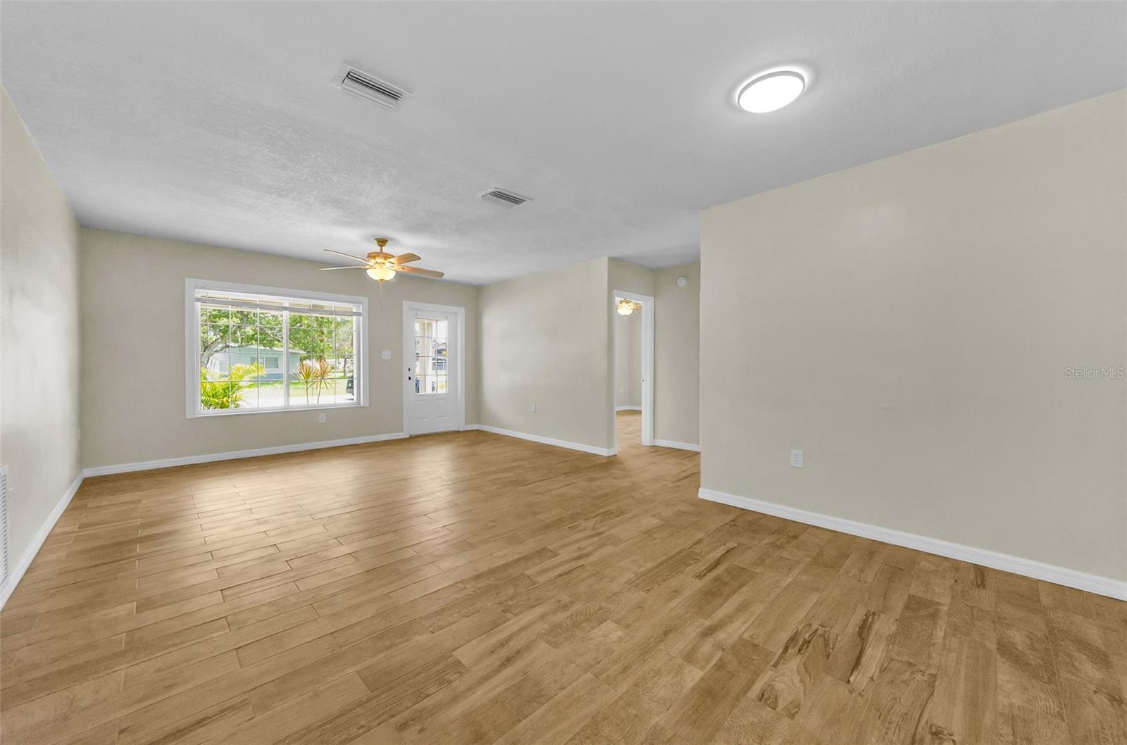 Image 17 of 44 For 5312 Dartmouth Road