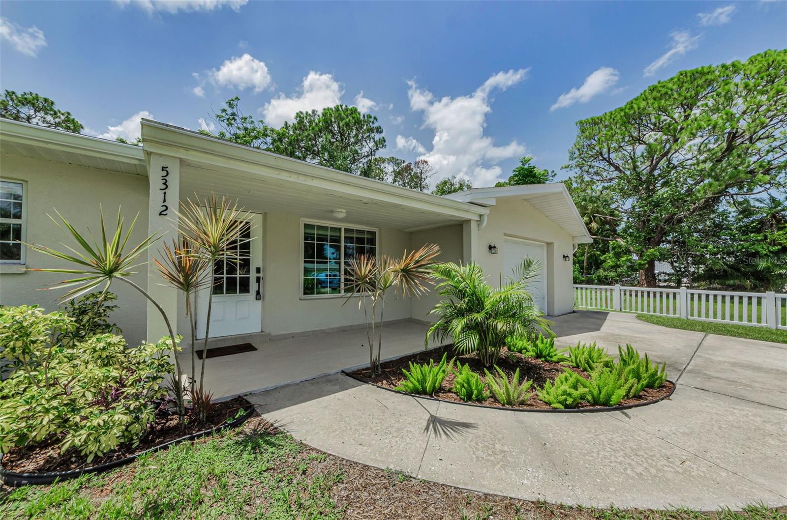 Image 6 of 44 For 5312 Dartmouth Road