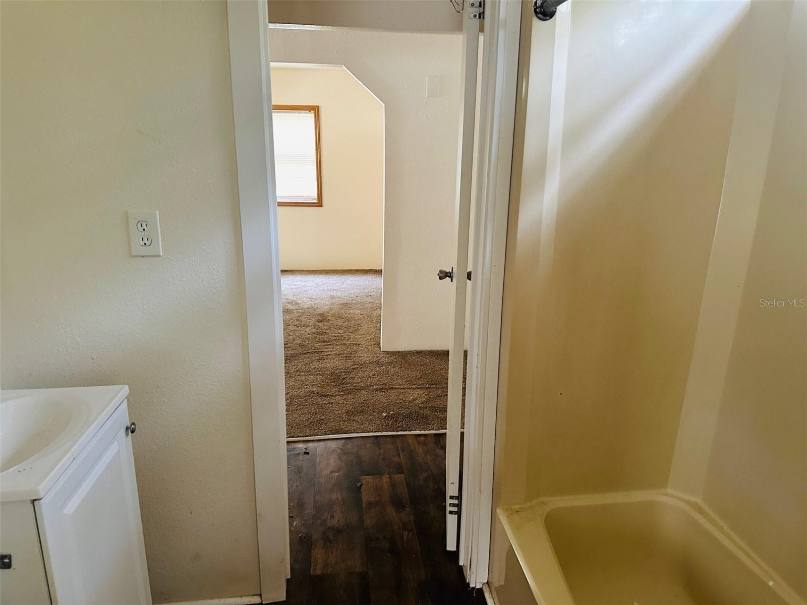 Image 11 of 11 For 193 Kestrel Way