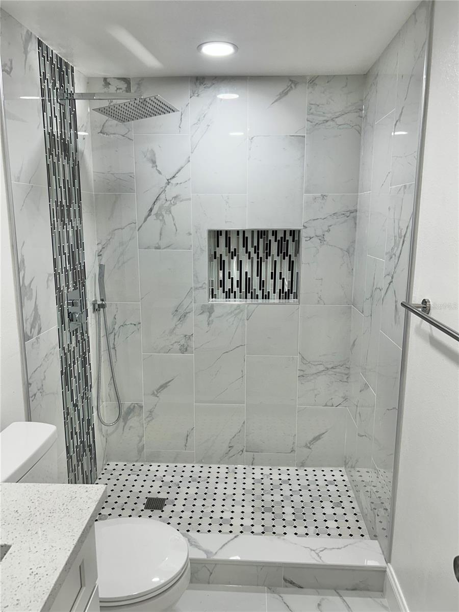 Image 21 of 38 For 9211 Haverford Lane