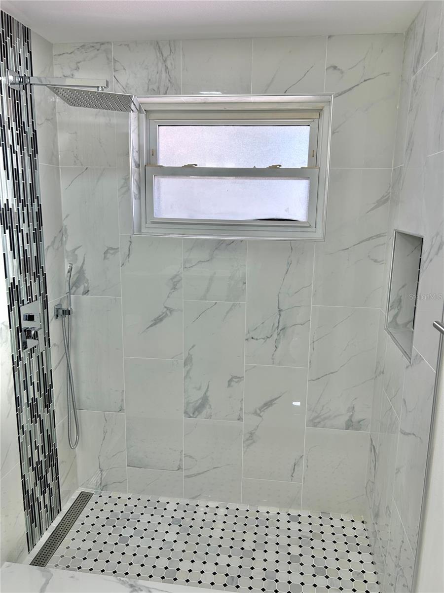 Image 23 of 38 For 9211 Haverford Lane