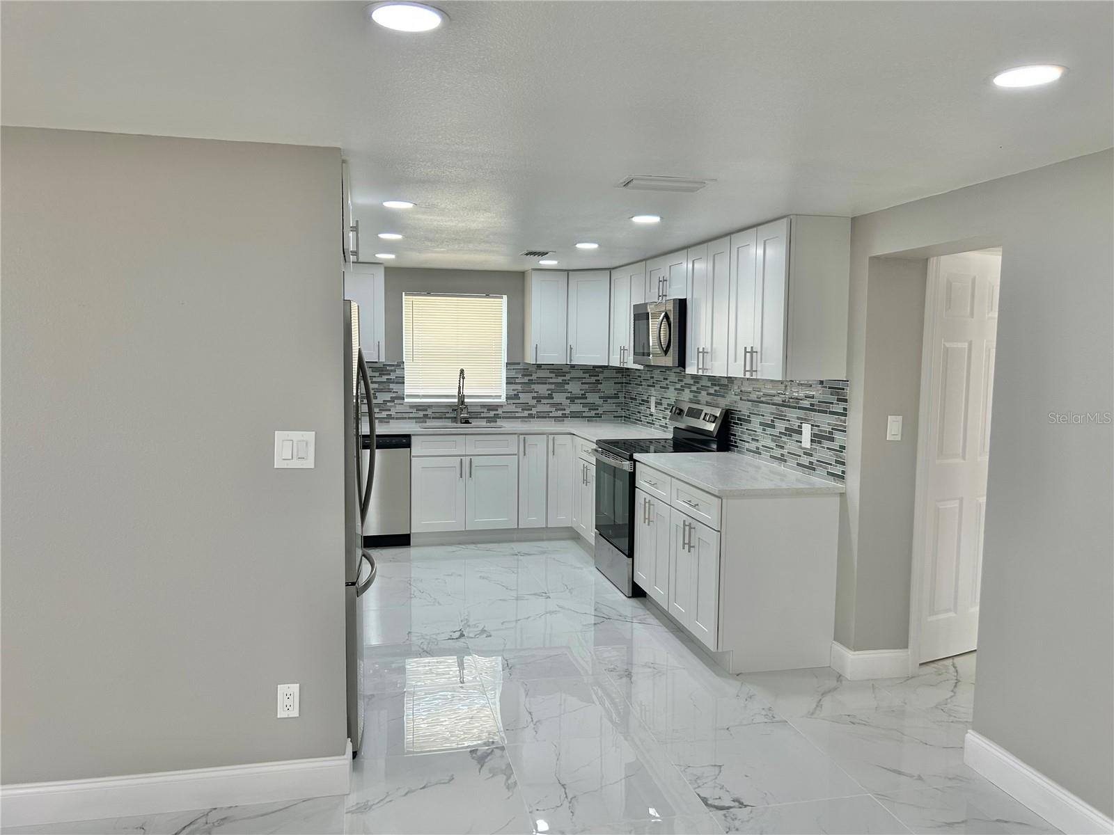 Image 4 of 38 For 9211 Haverford Lane