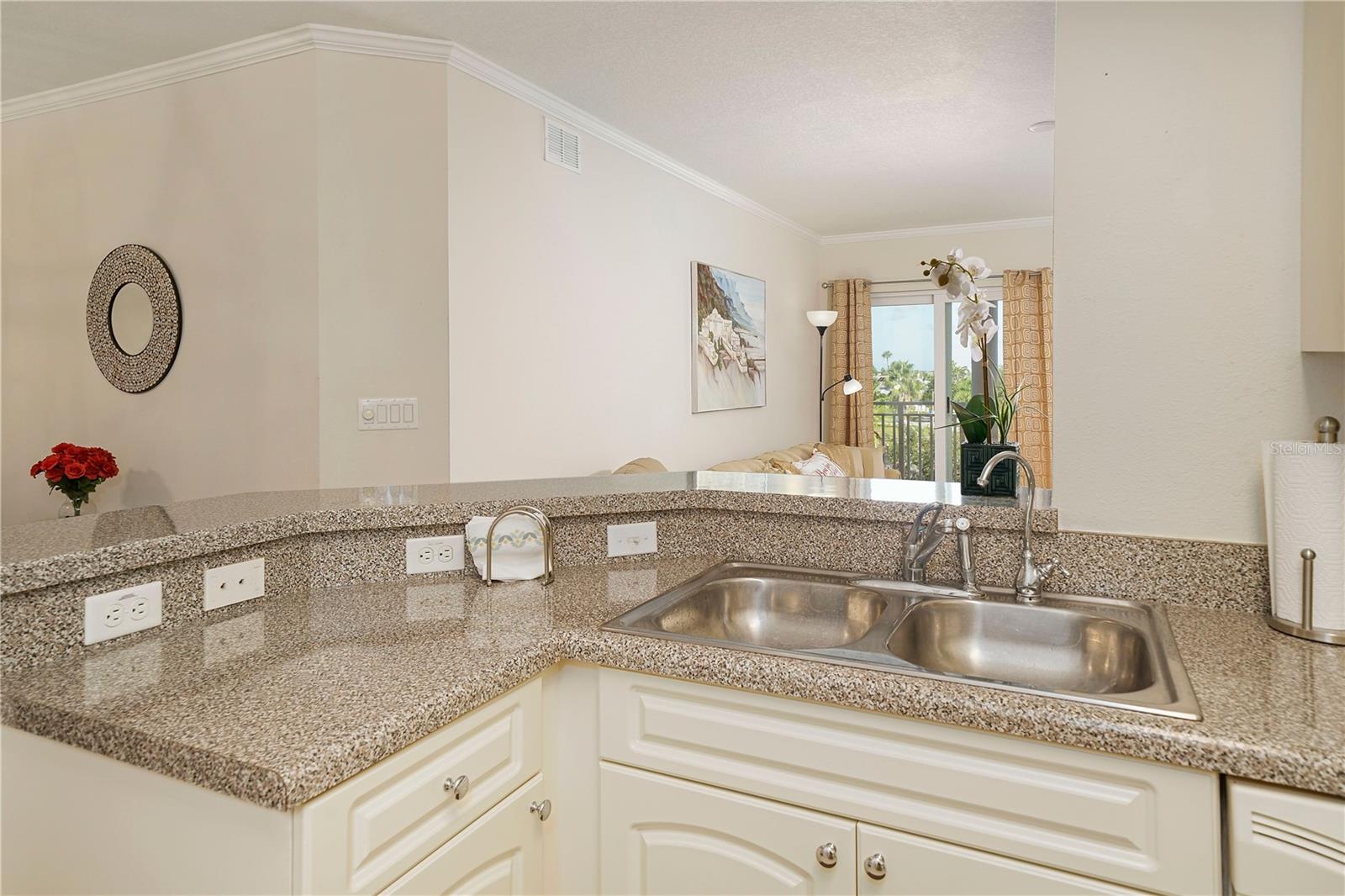 Image 9 of 50 For 4516 Seagull Drive 415
