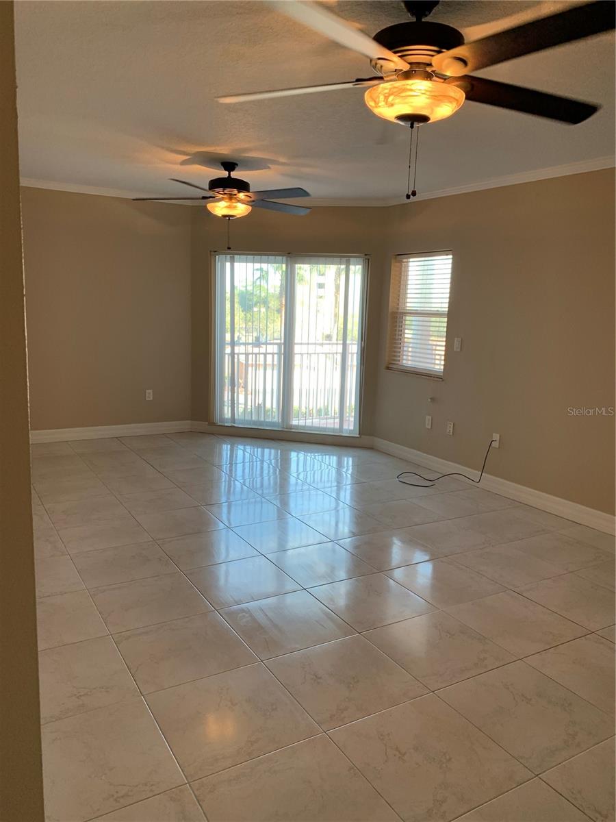 Image 12 of 50 For 4516 Seagull Drive 307