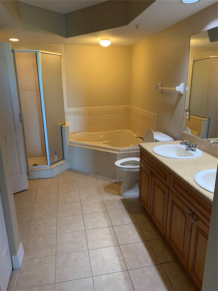 Image 17 of 50 For 4516 Seagull Drive 307