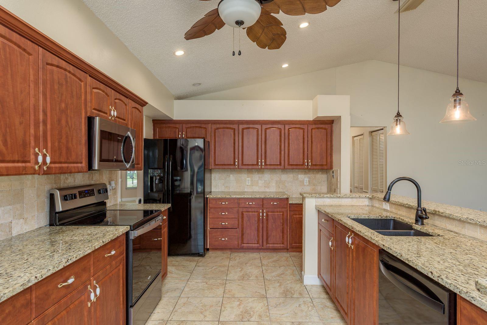 Image 12 of 54 For 7328 Sugarbush Drive