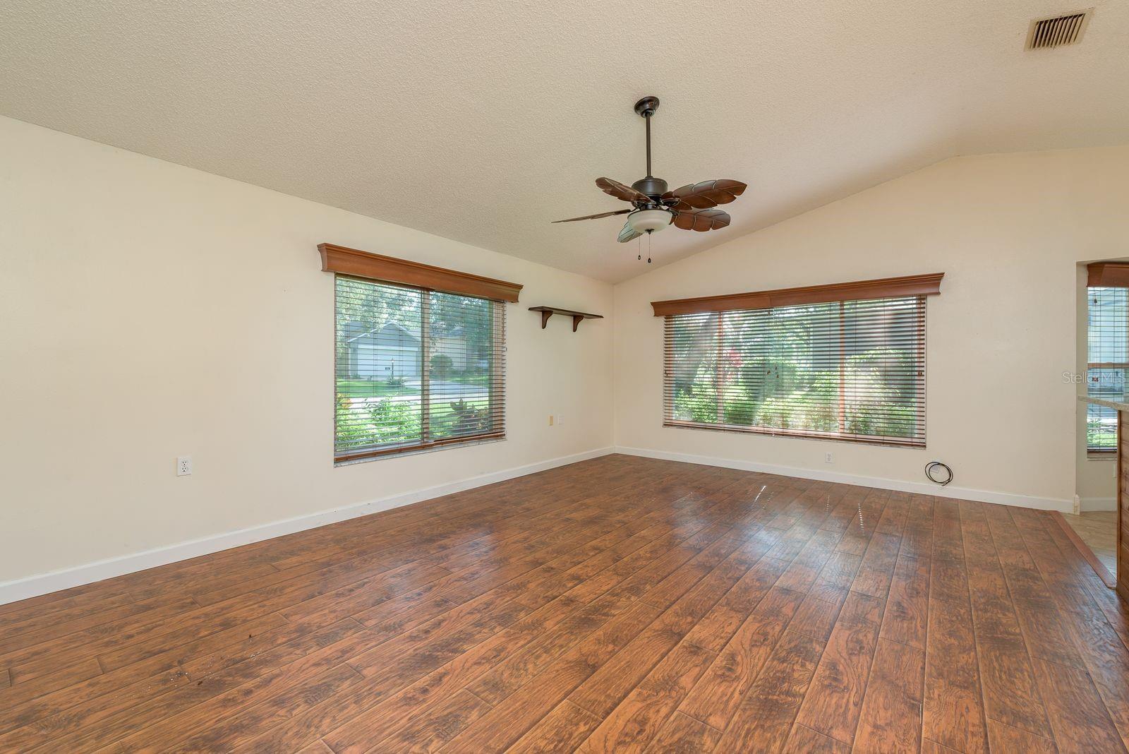 Image 5 of 54 For 7328 Sugarbush Drive