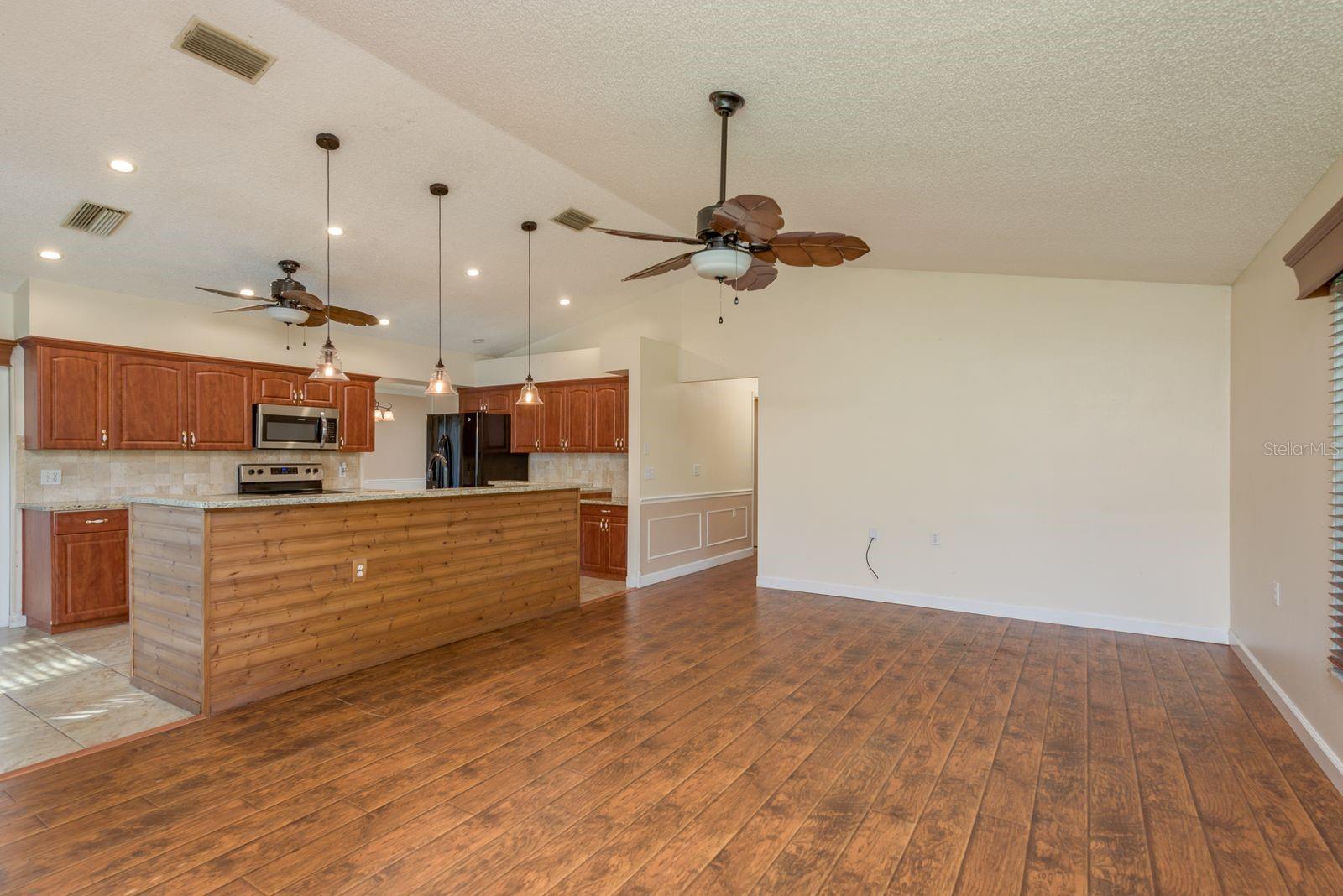 Image 6 of 54 For 7328 Sugarbush Drive