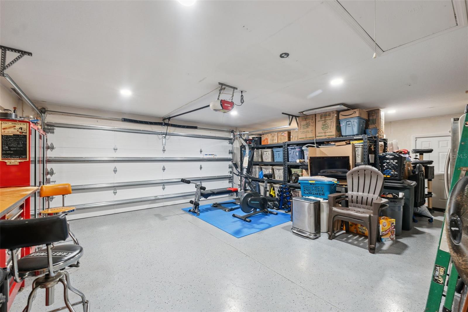 Listing photo id 21 for 8125 Setters Point Drive