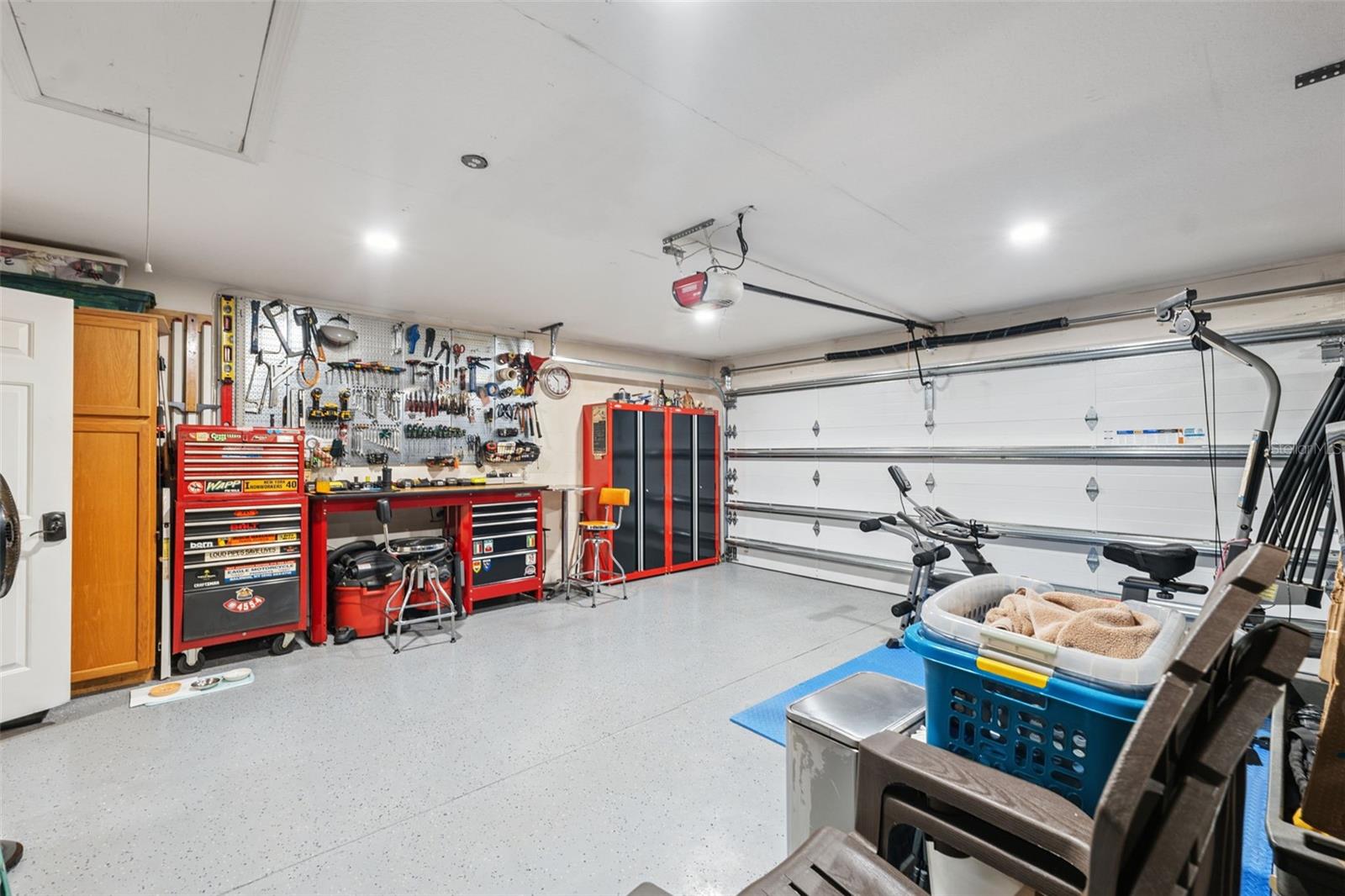 Listing photo id 23 for 8125 Setters Point Drive
