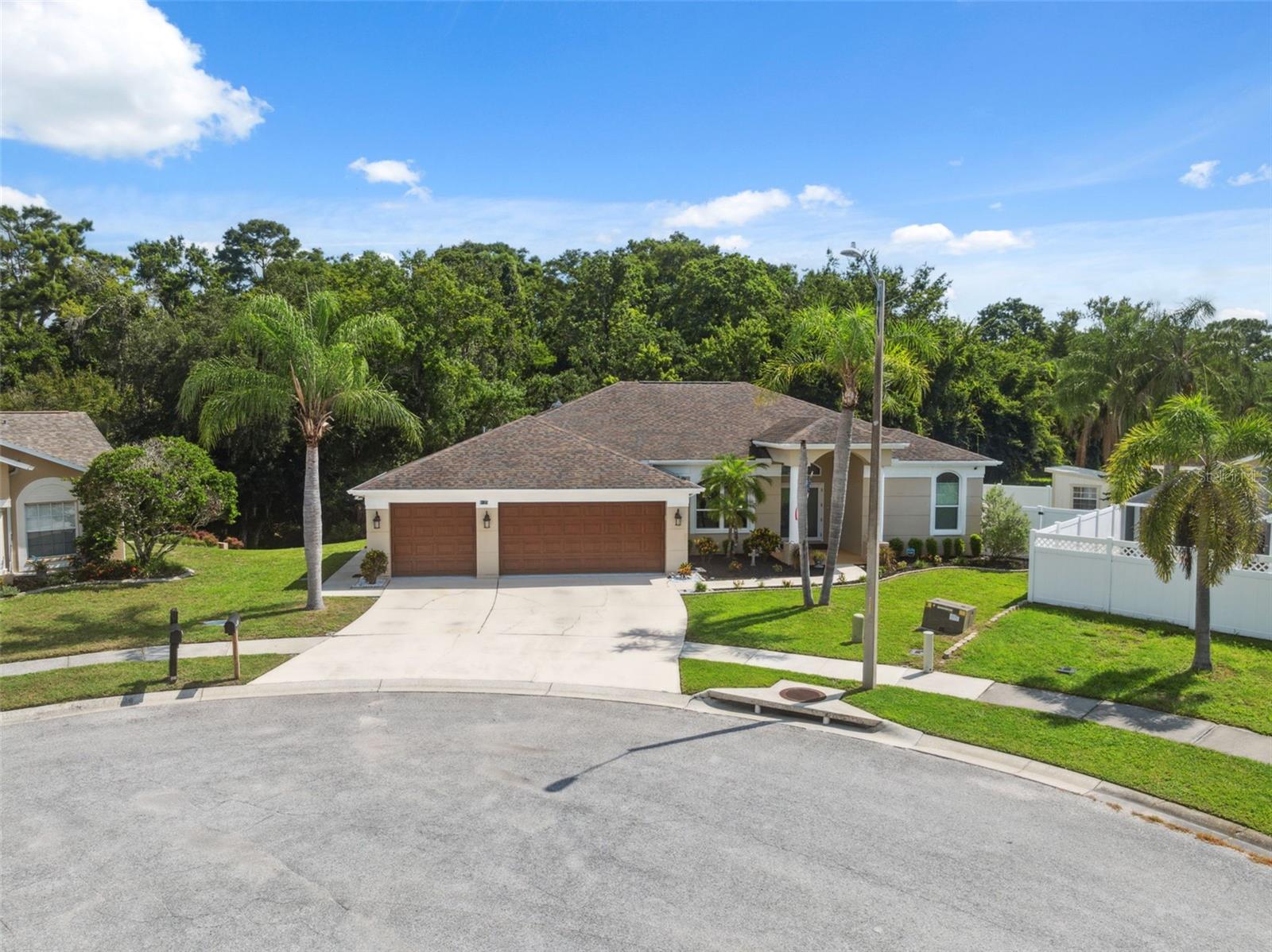 Listing photo id 31 for 8125 Setters Point Drive