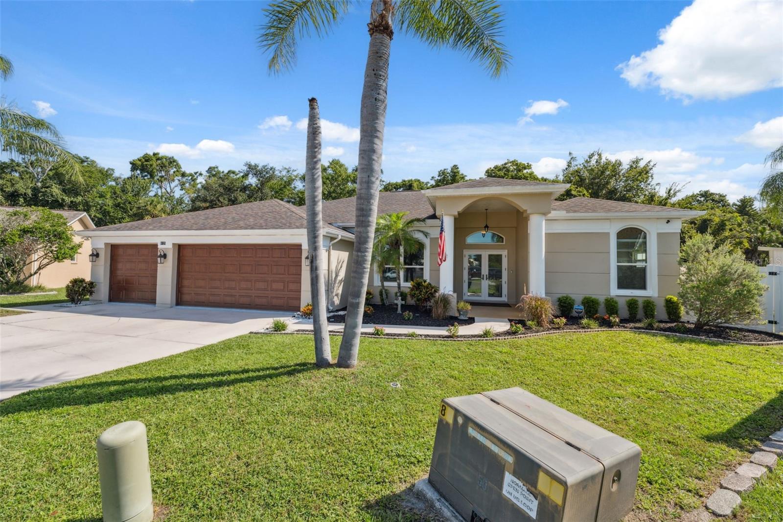 Listing photo id 37 for 8125 Setters Point Drive